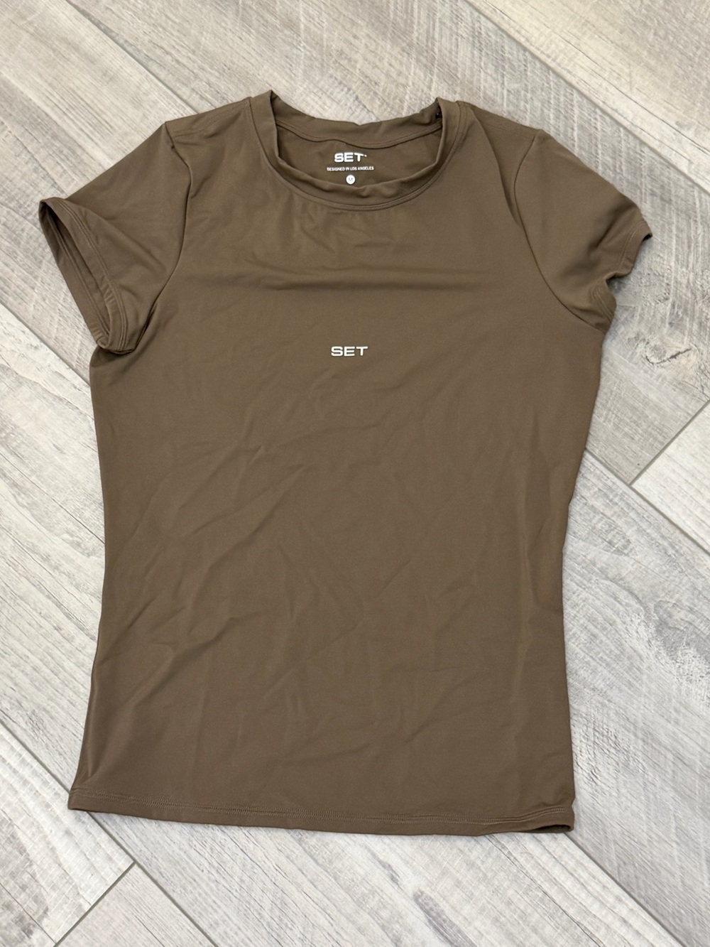 Set Active Breathe 1.0 Tee Grain Olive Green Medium New Gym Athletic Wear - Picture 5 of 10